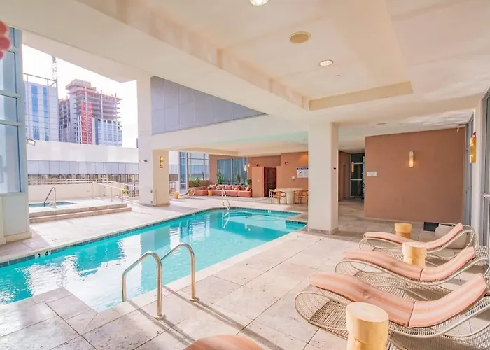 Near Asu Campus Balcony Pool Gym Wd Parking *
