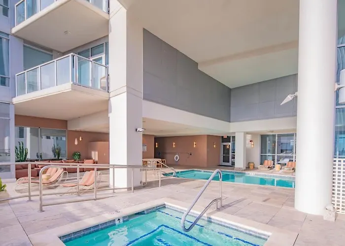 Apartment Near Asu Campus Balcony Pool Gym Wd Parking