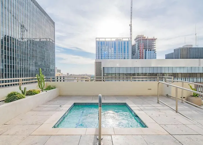 Apartment Near Asu Campus Balcony Pool Gym Wd Parking Phoenix