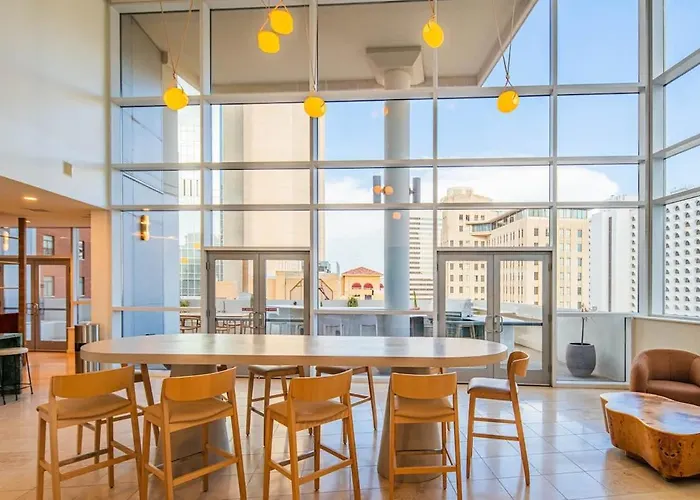 Near Asu Campus Balcony Pool Gym Wd Parking Apartment Phoenix
