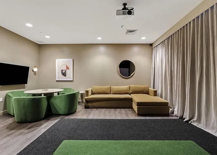 Apartment Near Asu Campus Balcony Pool Gym Wd Parking