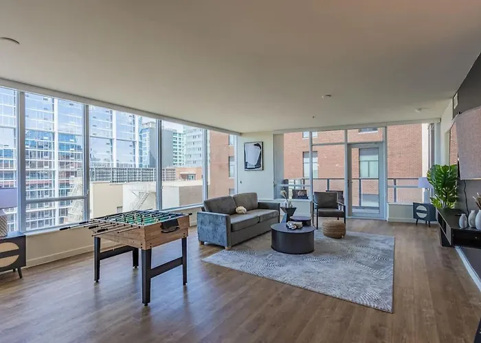 Near Asu Campus Balcony Pool Gym Wd Parking *