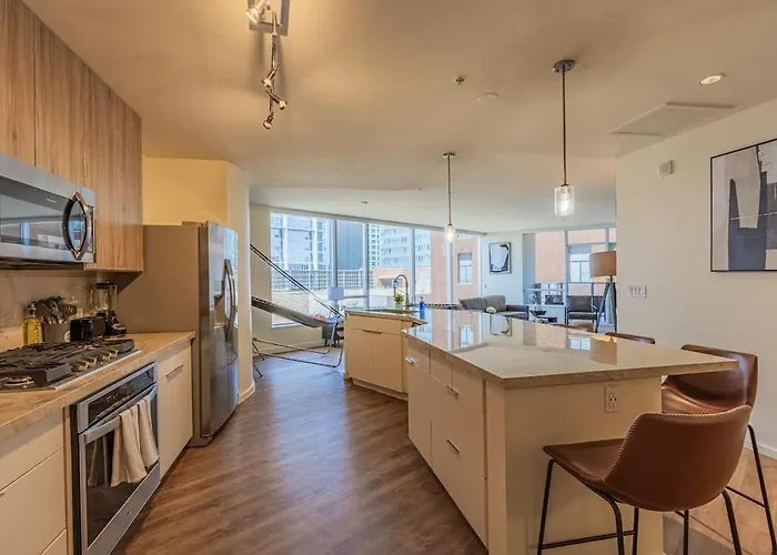 Apartment Near Asu Campus Balcony Pool Gym Wd Parking Phoenix
