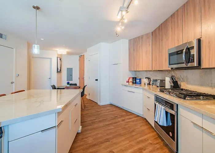 Near Asu Campus Balcony Pool Gym Wd Parking Apartment